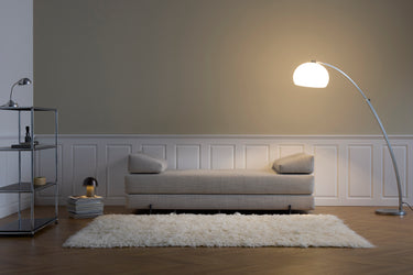 Sigmund Indu daybed i 579 Kenya Gravel i en stue