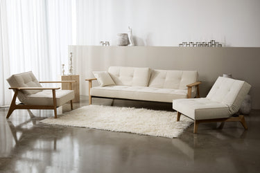 Splitback Frej sovesofa i 357 Taura Off White i en stue, billede 9