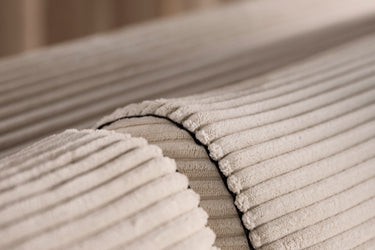 Unfurl Lounger sovesofa i 594 Corduroy Ivory i en stue, billede 6