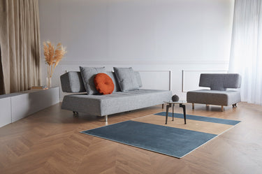 Long Horn D.E.L sovesofa i 565 Twist Granite i en stue, billede 4